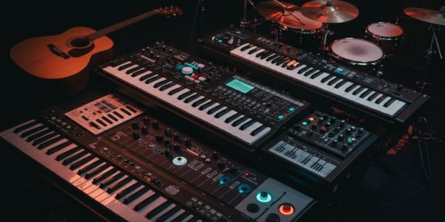 Discover Our Best Backing Tracks For Guitarists Today